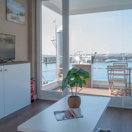 Hotel en barco Av Amsterdam Casa Flotante *