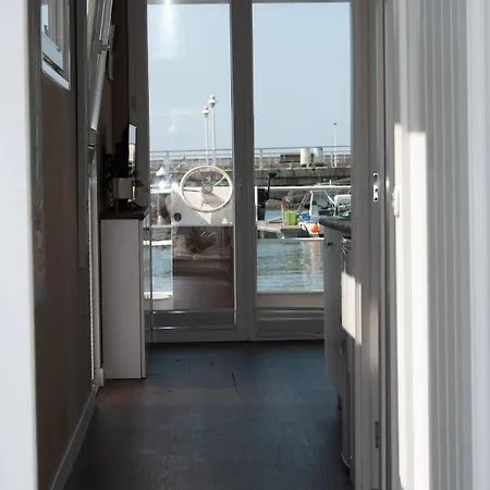 Av Amsterdam Casa Flotante Hotel en barco